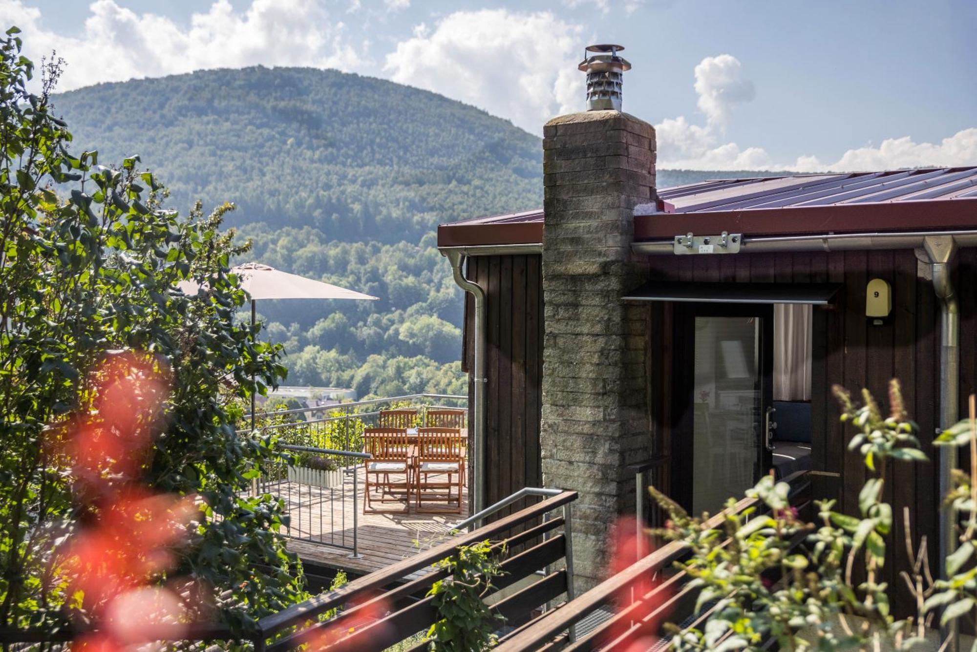 Ferienwohnung Am Samuelstein Bad Urach Exterior foto